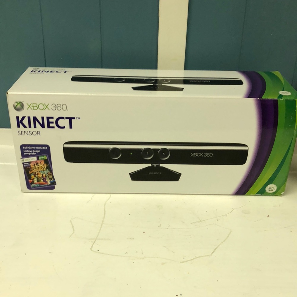 Microsoft KINECT for XBOX‎ 360 2010 EUC in original box